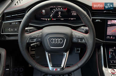 Позашляховик / Кросовер Audi SQ8 2024 в 