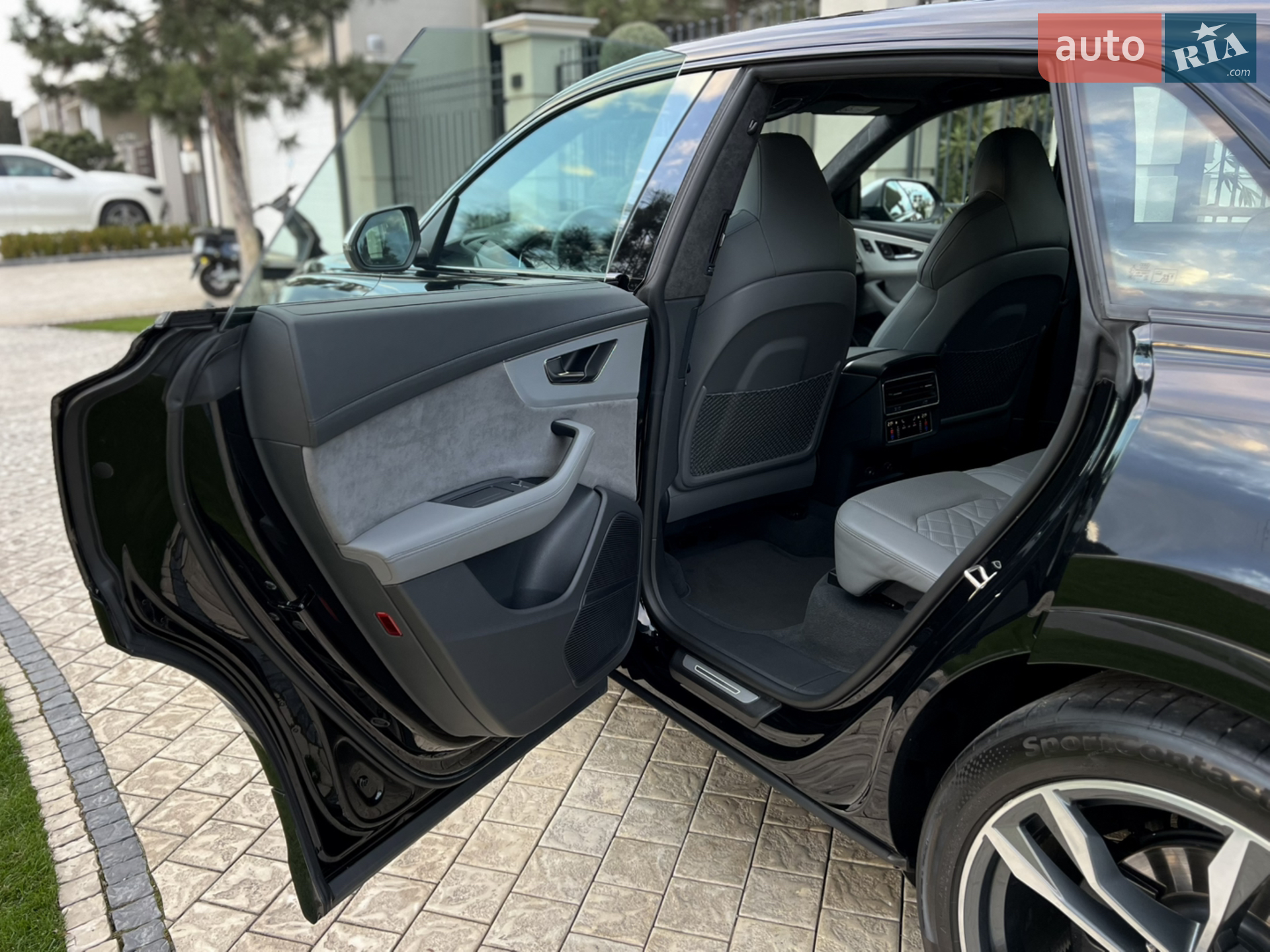 2021 Audi SQ8 - мініатюра 28