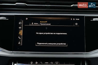 Позашляховик / Кросовер Audi SQ8 2021 в 