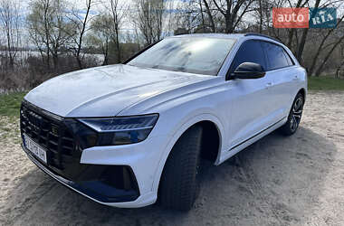 Позашляховик / Кросовер Audi SQ8 2022 в 