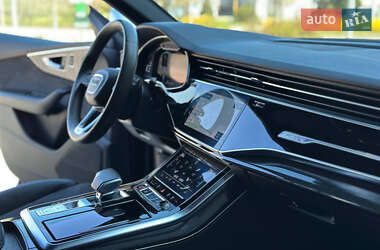 Внедорожник / Кроссовер Audi SQ8 2020 в 