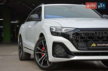 Позашляховик / Кросовер Audi SQ8 2024 в 