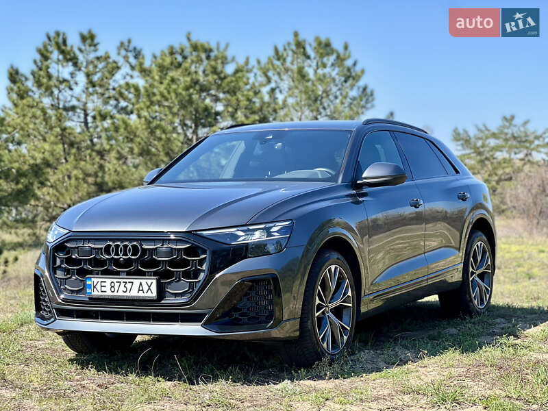 Audi SQ8 2023
