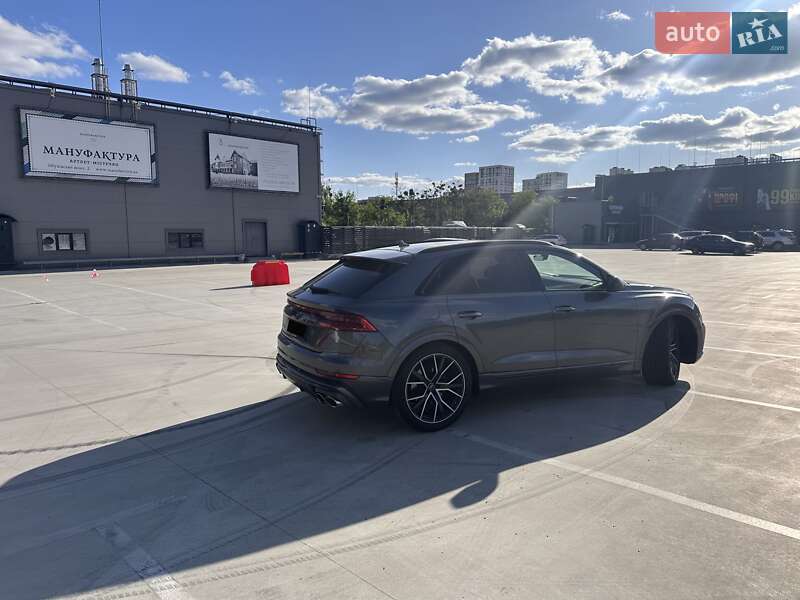 Внедорожник / Кроссовер Audi SQ8 2020 в Киеве