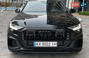 Внедорожник / Кроссовер Audi SQ8 2021 в 