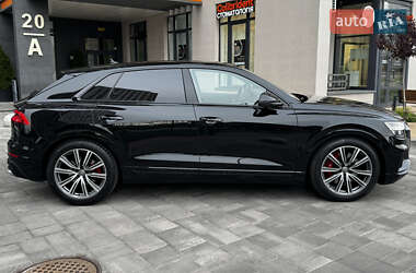 Внедорожник / Кроссовер Audi SQ8 2021 в 