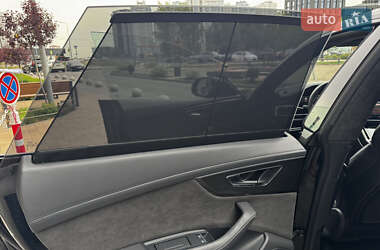 Внедорожник / Кроссовер Audi SQ8 2021 в 