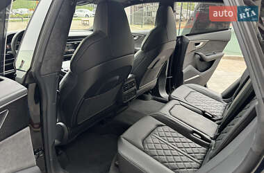 Внедорожник / Кроссовер Audi SQ8 2021 в 