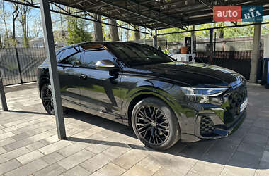 Внедорожник / Кроссовер Audi SQ8 2024 в 