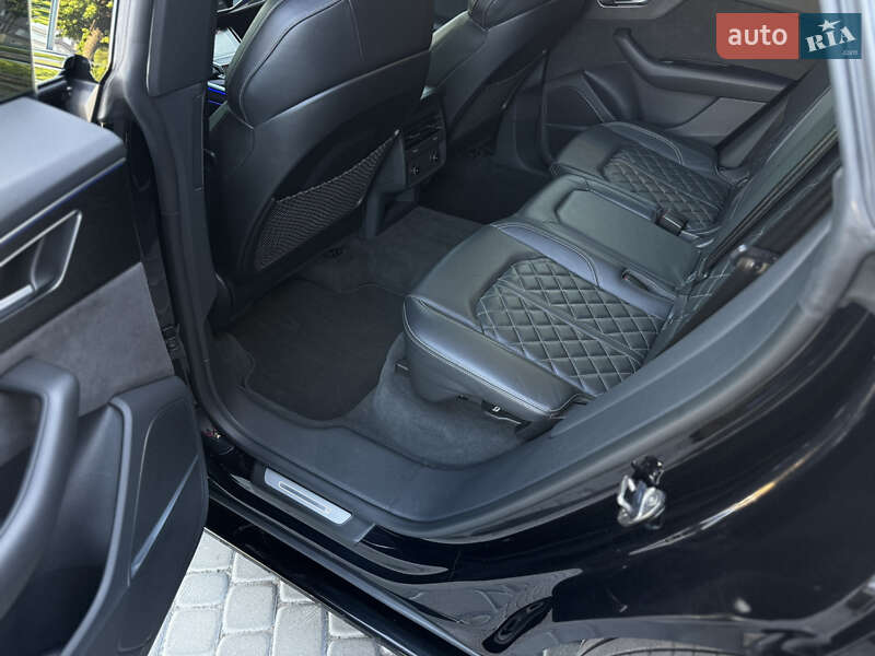 Позашляховик / Кросовер Audi SQ8 2020 в Вінниці