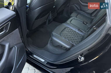 Позашляховик / Кросовер Audi SQ8 2020 в 