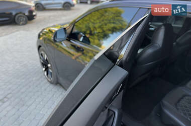 Позашляховик / Кросовер Audi SQ8 2020 в 