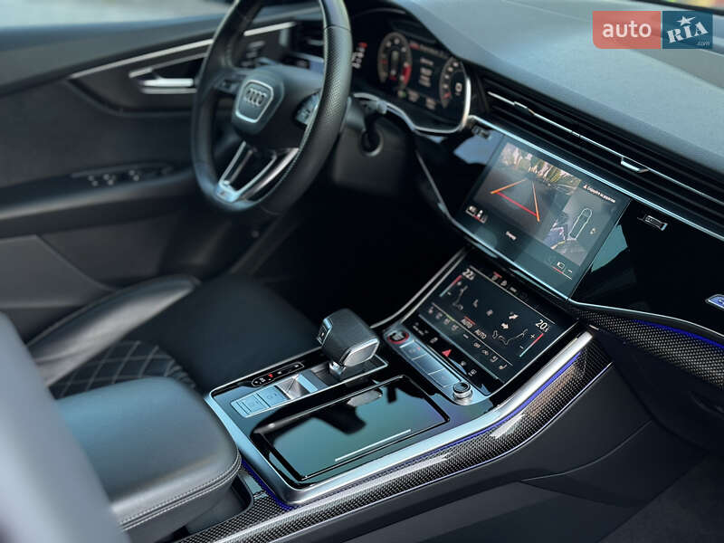 Позашляховик / Кросовер Audi SQ8 2020 в Вінниці