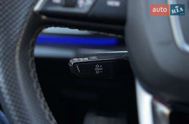 Позашляховик / Кросовер Audi SQ8 2020 в 