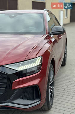 Внедорожник / Кроссовер Audi SQ8 2020 в 