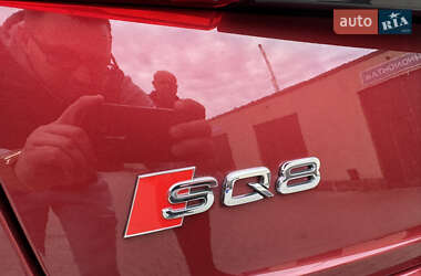 Внедорожник / Кроссовер Audi SQ8 2020 в 