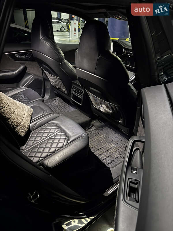 Внедорожник / Кроссовер Audi SQ8 2021 в Киеве