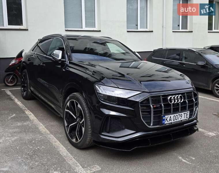 Audi SQ8 2021
