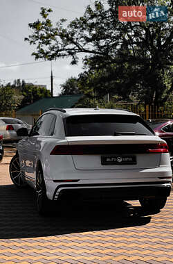 Внедорожник / Кроссовер Audi SQ8 2020 в 