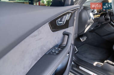 Внедорожник / Кроссовер Audi SQ8 2023 в 