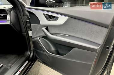 Внедорожник / Кроссовер Audi SQ8 2024 в 
