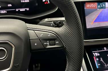 Внедорожник / Кроссовер Audi SQ8 2024 в 