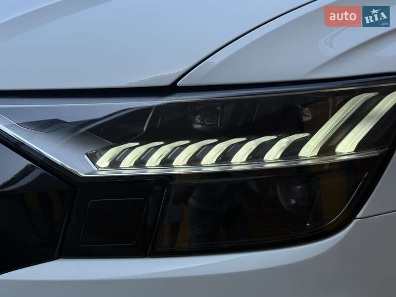 Внедорожник / Кроссовер Audi SQ8 2021 в Одессе