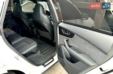 Внедорожник / Кроссовер Audi SQ8 2023 в 