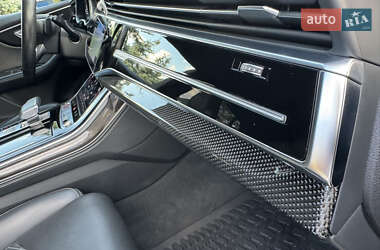 Внедорожник / Кроссовер Audi SQ8 2021 в 
