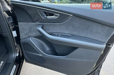 Внедорожник / Кроссовер Audi SQ8 2021 в 