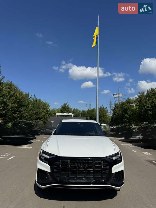 Внедорожник / Кроссовер Audi SQ8 2021 в Киеве