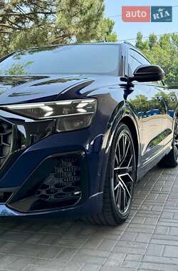 Внедорожник / Кроссовер Audi SQ8 2021 в 