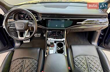 Внедорожник / Кроссовер Audi SQ8 2021 в 