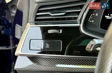 Внедорожник / Кроссовер Audi SQ8 2021 в 