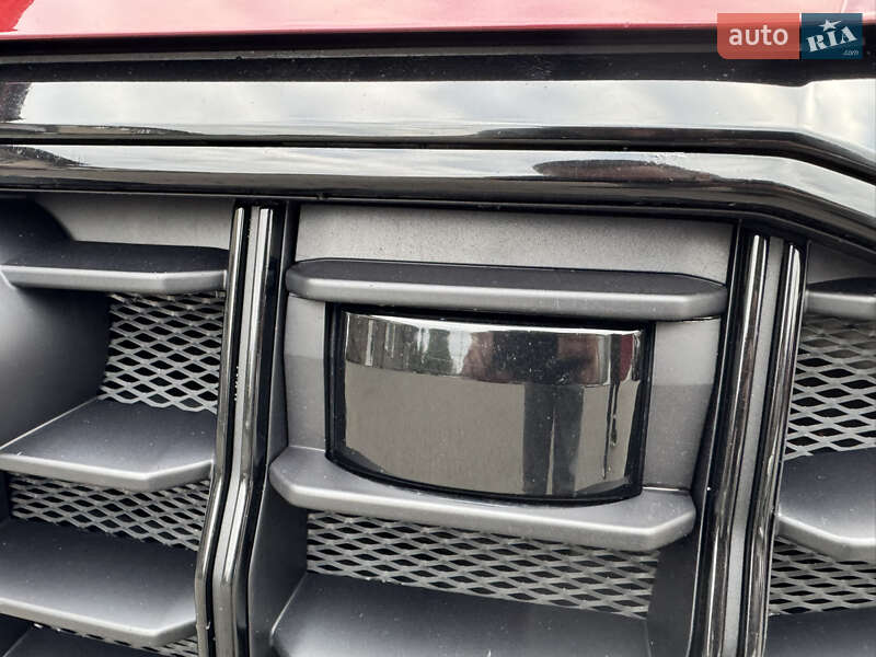 Внедорожник / Кроссовер Audi SQ8 2020 в Владимире