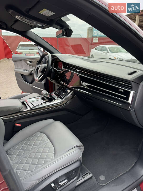 Внедорожник / Кроссовер Audi SQ8 2020 в Владимире