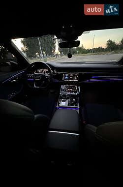 Внедорожник / Кроссовер Audi SQ8 2024 в 