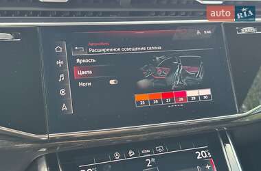 Внедорожник / Кроссовер Audi SQ8 2020 в 