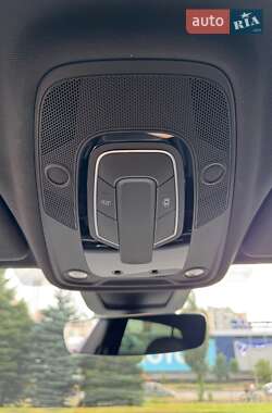 Внедорожник / Кроссовер Audi SQ8 2020 в 