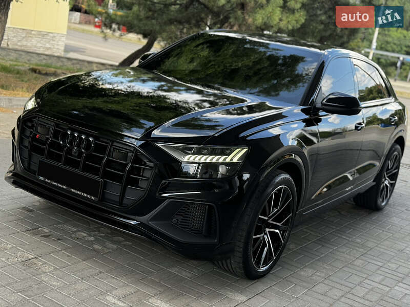 Audi SQ8 2021