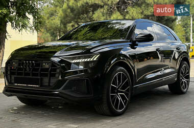 Внедорожник / Кроссовер Audi SQ8 2021 в 