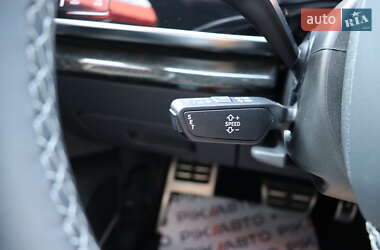 Внедорожник / Кроссовер Audi SQ8 2022 в 