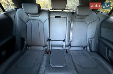 Внедорожник / Кроссовер Audi SQ8 2023 в 