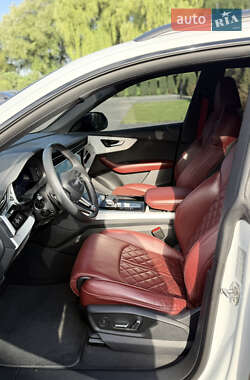 Внедорожник / Кроссовер Audi SQ8 2023 в 
