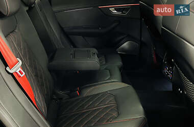 Внедорожник / Кроссовер Audi SQ8 2023 в 