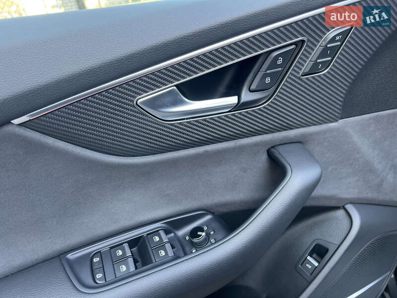 Внедорожник / Кроссовер Audi SQ8 2023 в Днепре фото 25 Внедорожник / Кроссовер Audi SQ8 2023 в Днепре