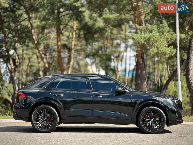 Внедорожник / Кроссовер Audi SQ8 2025 в Киеве