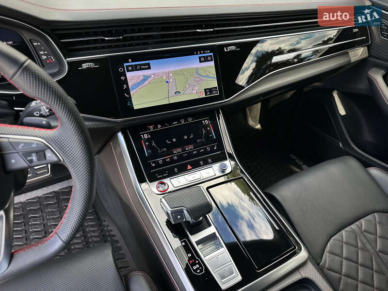 Внедорожник / Кроссовер Audi SQ8 2025 в Киеве