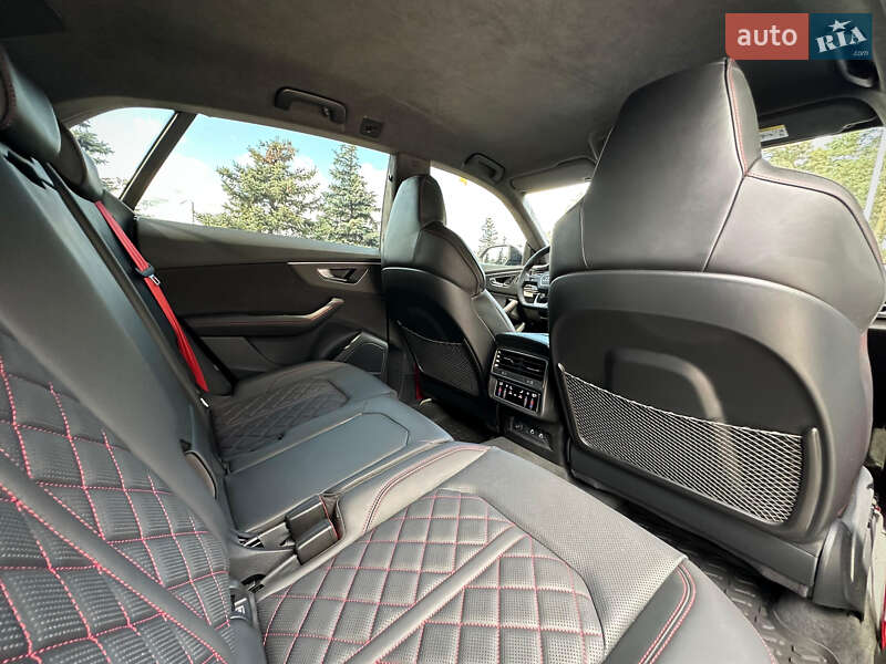 Внедорожник / Кроссовер Audi SQ8 2025 в Киеве