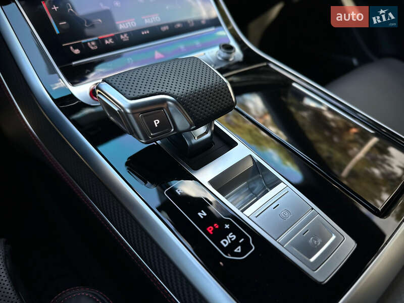 Внедорожник / Кроссовер Audi SQ8 2025 в Киеве